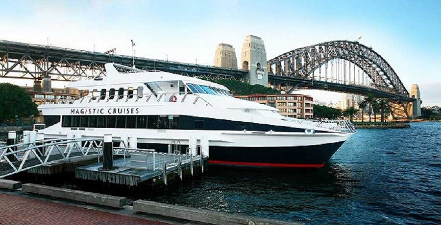 sydney harbour lunch cruise